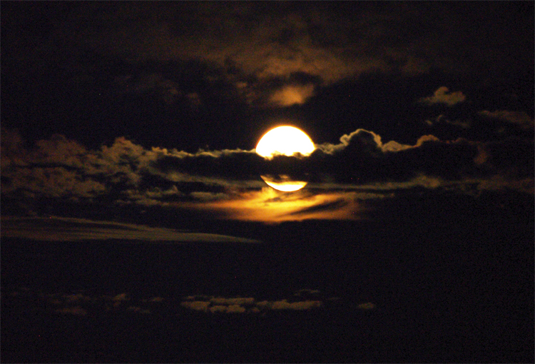 Full Moon Over Virginia Water Tim Unwin S Blog